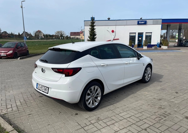 Opel Astra cena 58900 przebieg: 73500, rok produkcji 2019 z Gdańsk małe 37